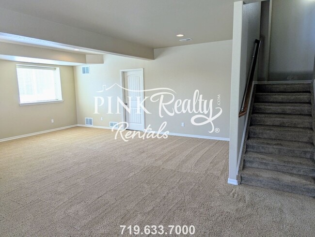 Building Photo - 7695 Wrangler Ridge Dr