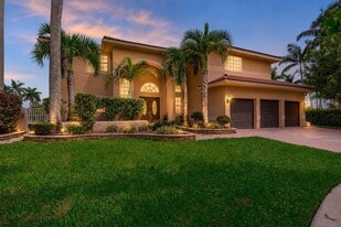 Building Photo - 1333 SW 175th Way