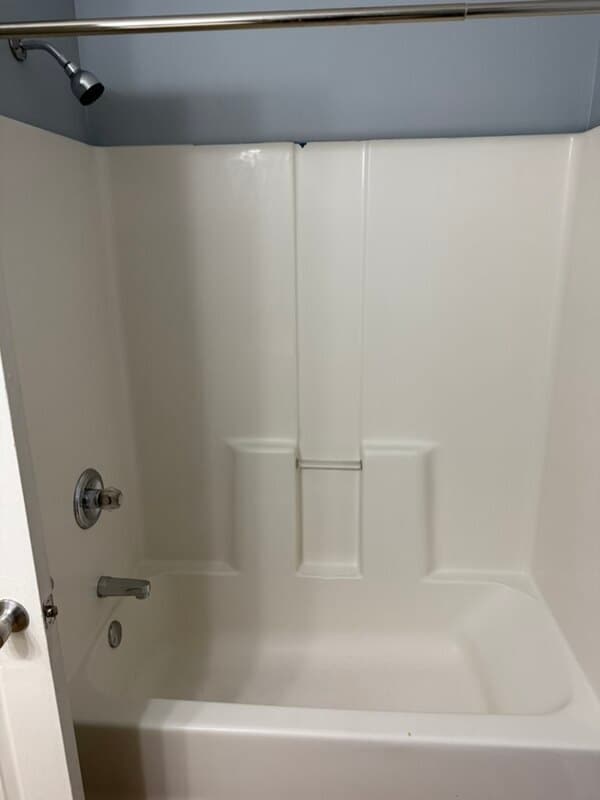 Building Photo - 1612 W Market St