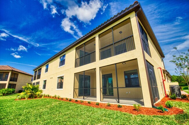 Building Photo - Annual Unfurnished Rental – New Construction Coach Home 3 Bedrooms, 2 Baths, 2 Car Garage, with R...