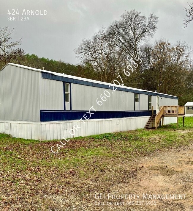 Building Photo - 424 Arnold-