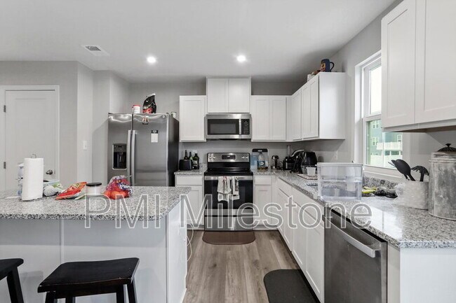 Building Photo - 79 Otero Ln