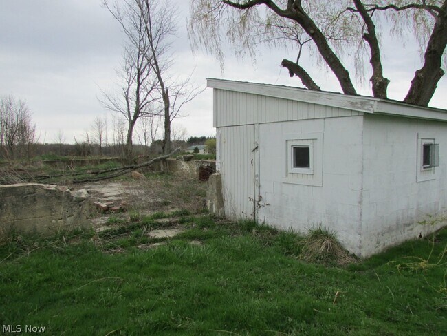 Building Photo - 17199 Leggett Rd