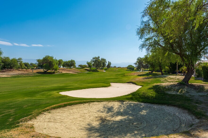 Building Photo - 45 Vista Encantada