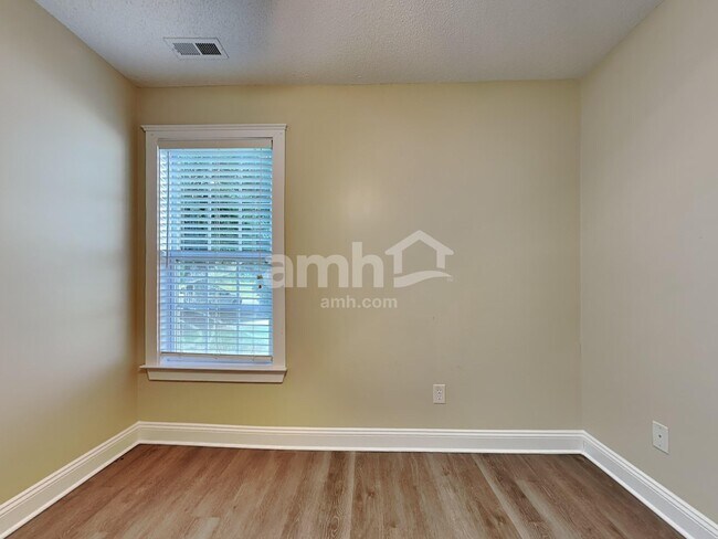 Building Photo - 13315 Glencreek Ln