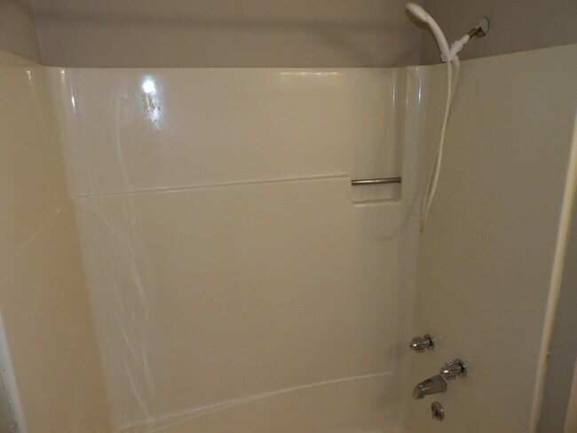 Building Photo - 434 Harrodswood Rd