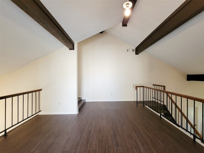 Building Photo - 1210 New Tree Ln