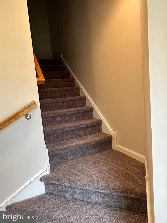 Building Photo - 2003 Exposition Dr