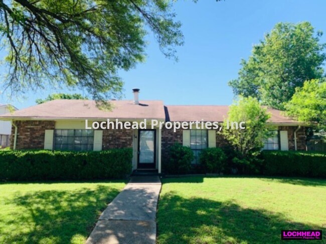 Primary Photo - White Rock Village Subdivision in Dallas!!!!