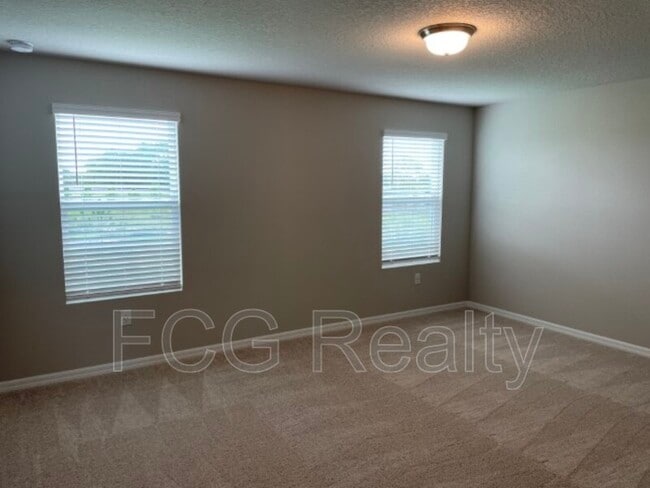 Building Photo - 1021 Desert Candle Dr