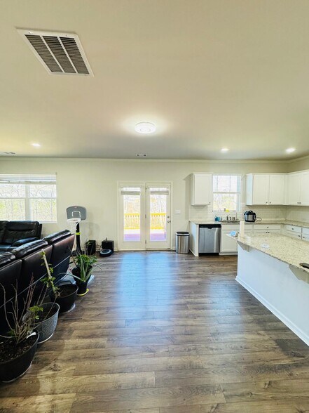 Building Photo - 4685 Trefoil Path