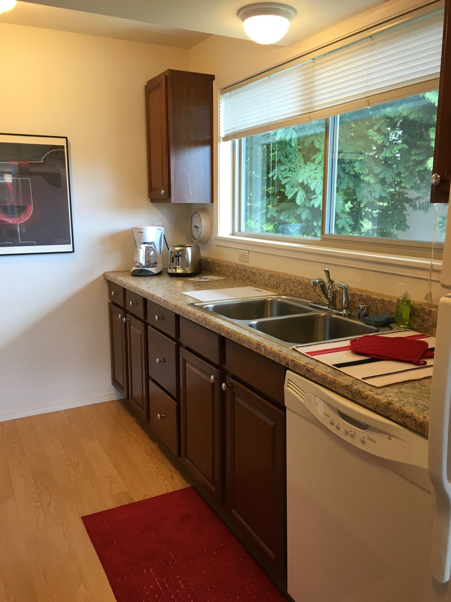 Kitchen - 820 Walnut St