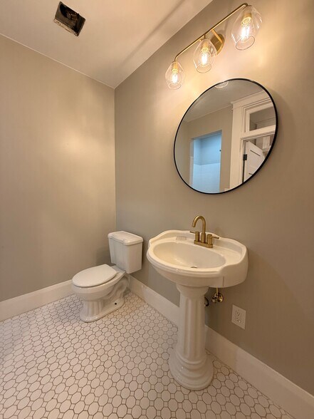 Building Photo - 2813 N Morgan St