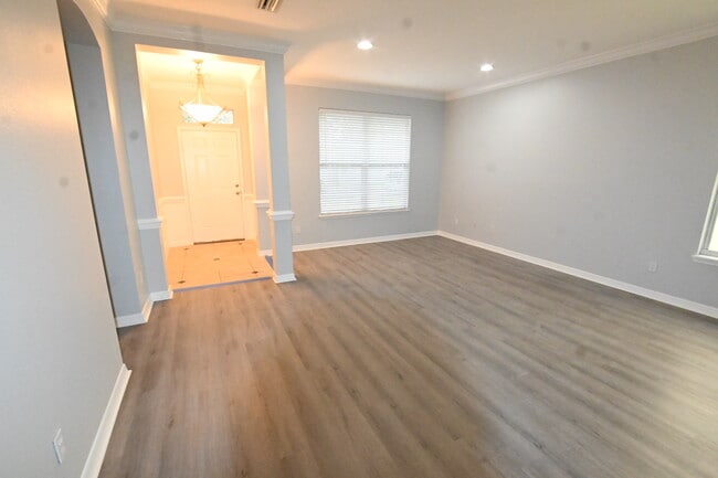 Building Photo - 12921 Cragside Ln