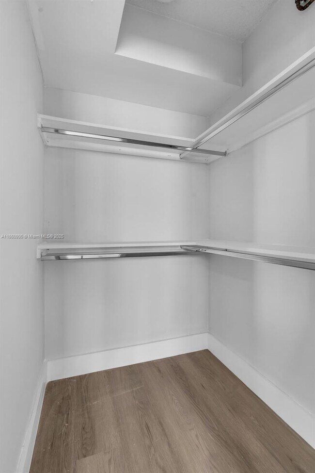 Building Photo - 560 NE 63rd St