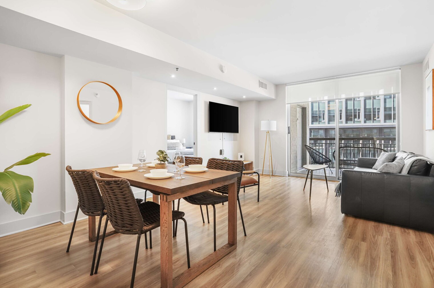 Building Photo - 1221 S Eads St