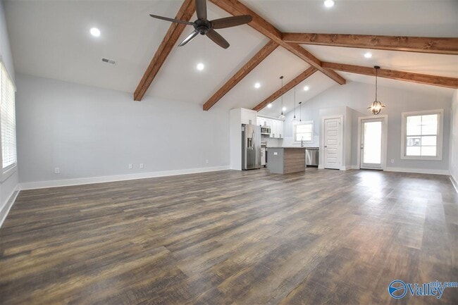Building Photo - 300 Stone Hill Dr