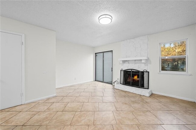 Building Photo - 579 Northridge Crossing Dr