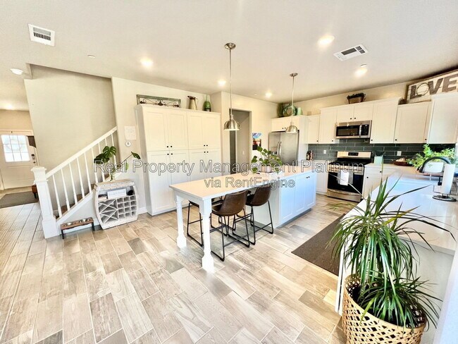 Building Photo - 4121 San Gabriel Ave