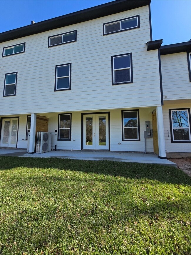 Building Photo - 12969 Centaurus Ct