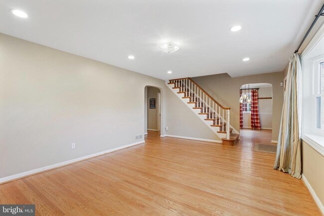 Building Photo - 120 Walker Rd