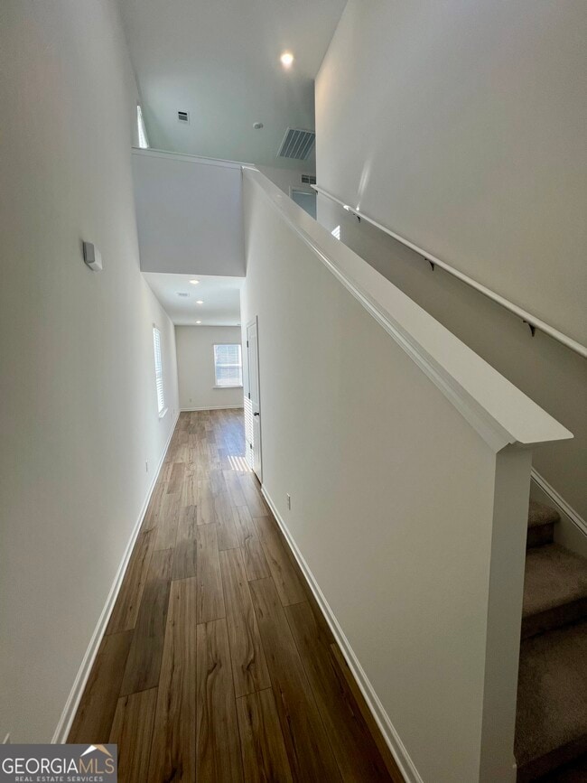 Building Photo - 128 Rolling Mdw Wy