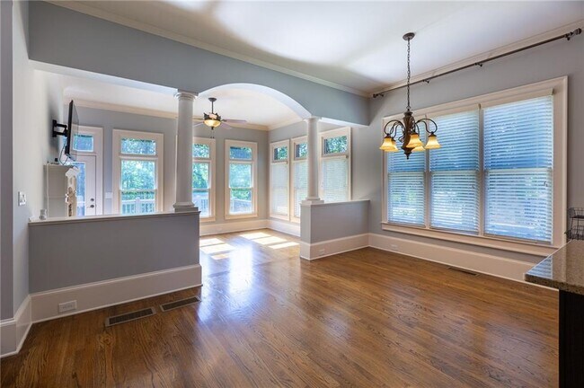 Building Photo - 2360 Manor Creek Ct