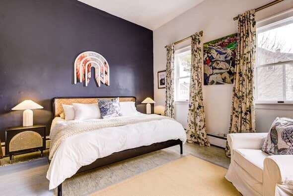 Building Photo - 4 Pallas St