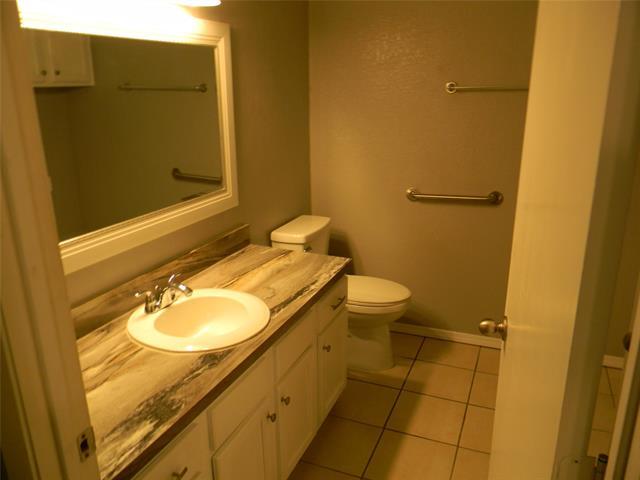 Building Photo - 7024 Crosstimbers Ln