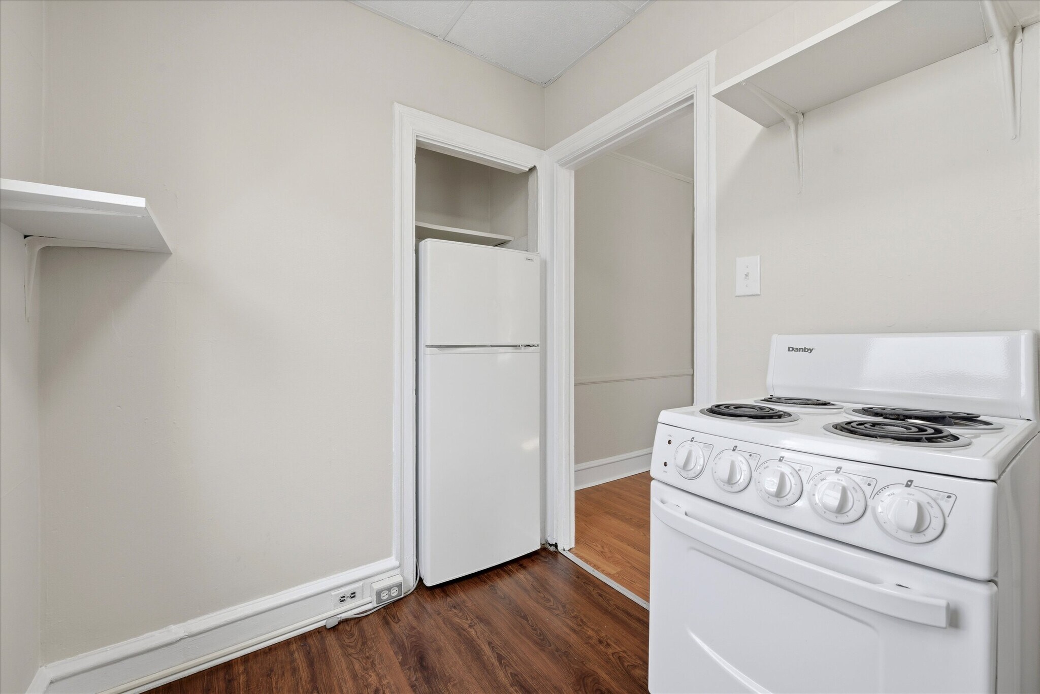 Building Photo - 4 Gay St