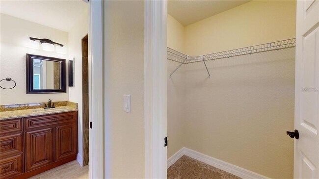 Building Photo - 4851 Kennett St