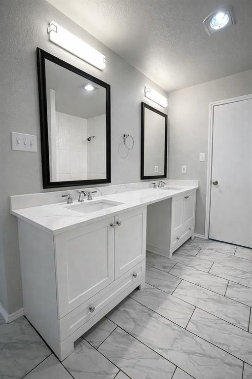 Building Photo - 408 Sage Boot Dr