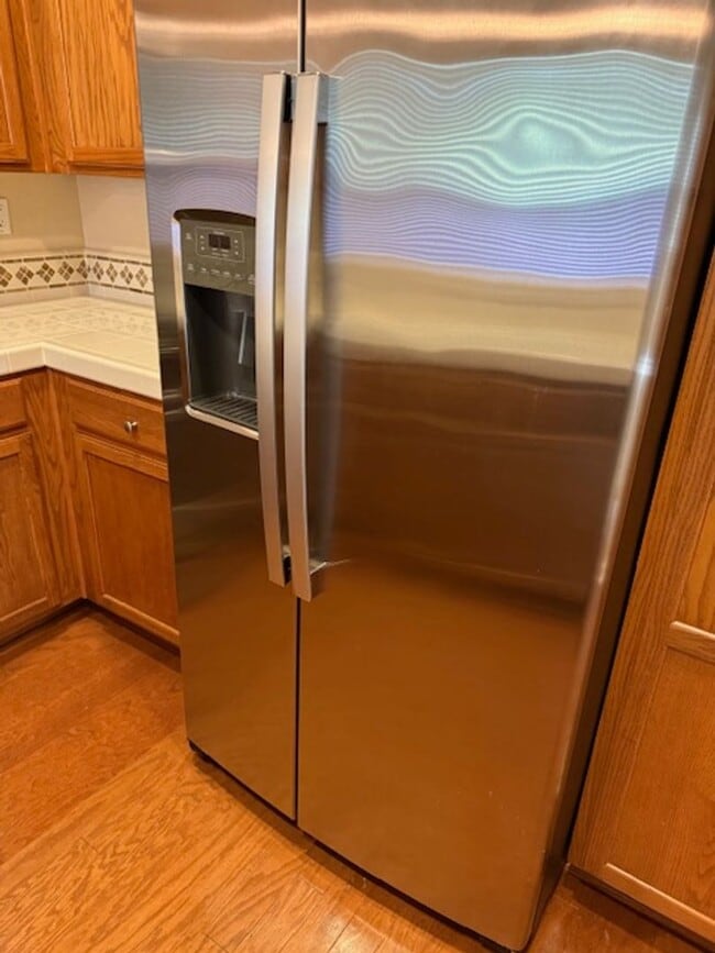 Building Photo - Gorgeous Natomas Condo