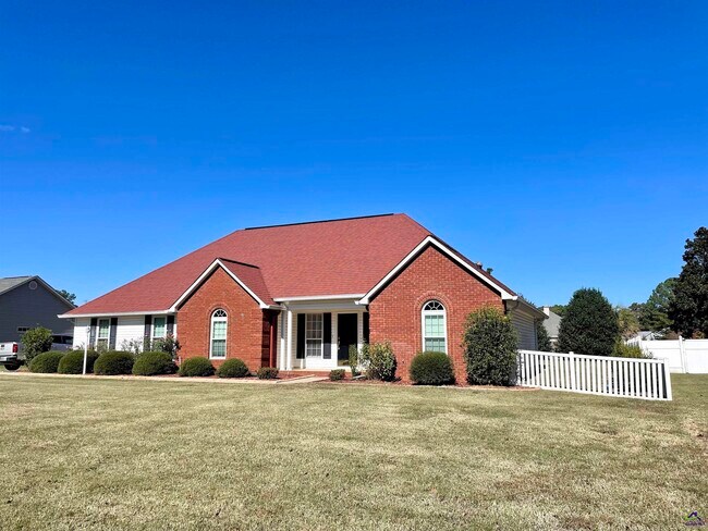 Primary Photo - 205 Ellicott Dr