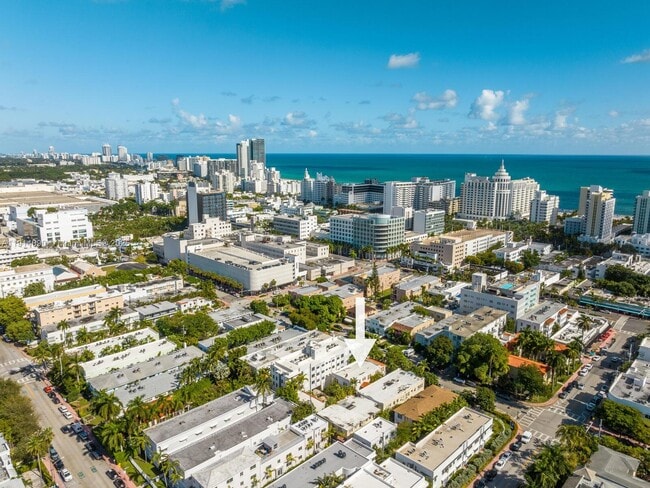 Building Photo - 1528 Drexel Ave