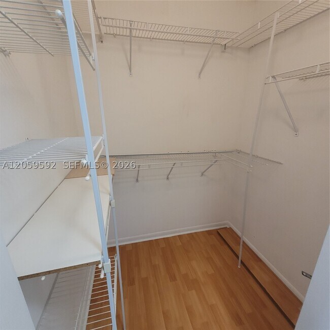 Building Photo - 1114 NW 124th Ct