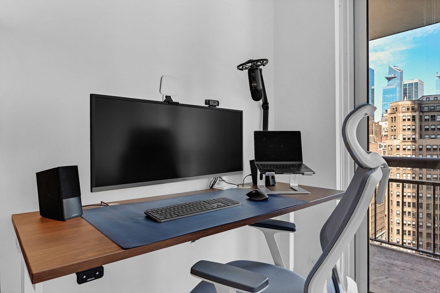 Building Photo - 64B W 37th St