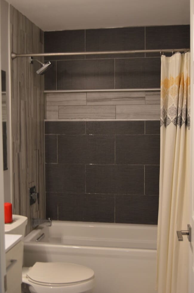 Building Photo - 225 W Washington St