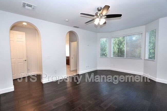 Building Photo - 5602 Jerry Litell Way