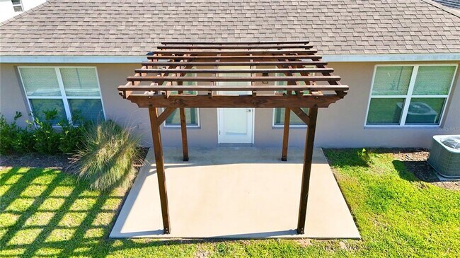 Building Photo - 4549 SE 25th Loop