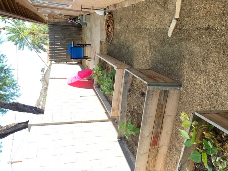 Building Photo - 1331 E Purdue Ave