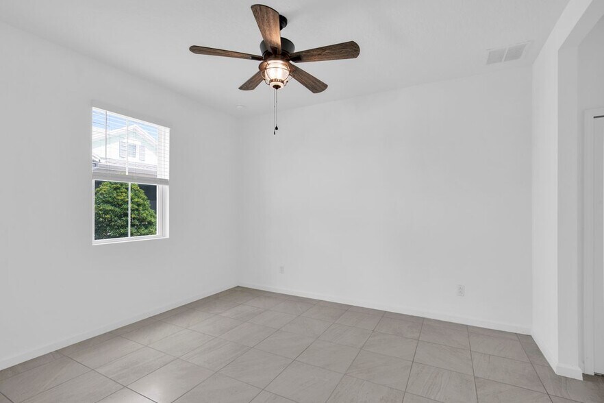 Building Photo - 512 Landshark Blvd