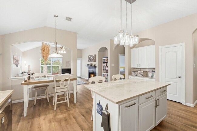 Building Photo - 9706 Gold Rush Springs Dr