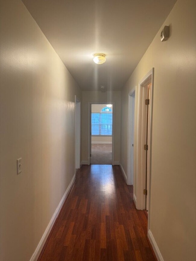 Building Photo - Home in Plantation Pointe