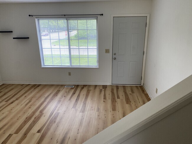 Building Photo - 13098 Westland Ct