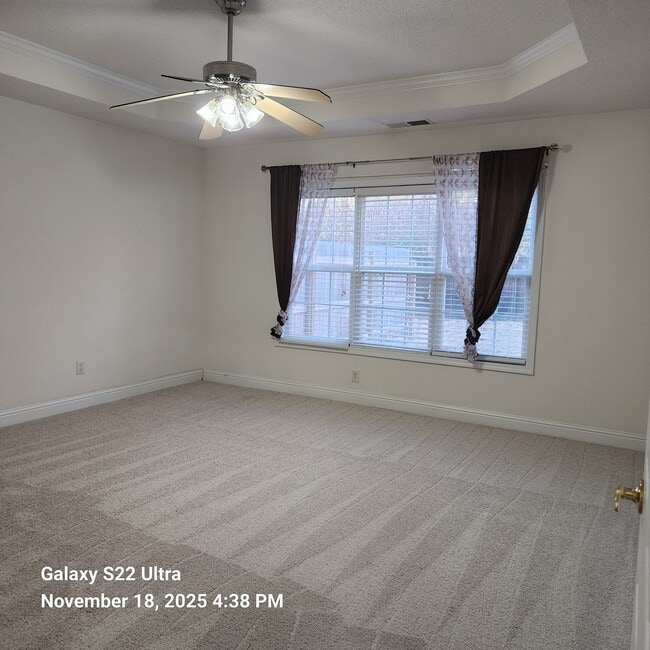 Building Photo - 2560 Rosehill Cir