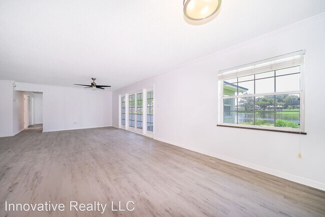 Building Photo - 3 br, 2 bath House - 15 Wisteria Dr.