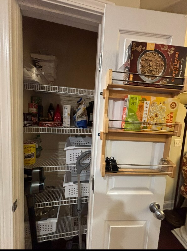 Building Photo - 2169 Talmage Dr