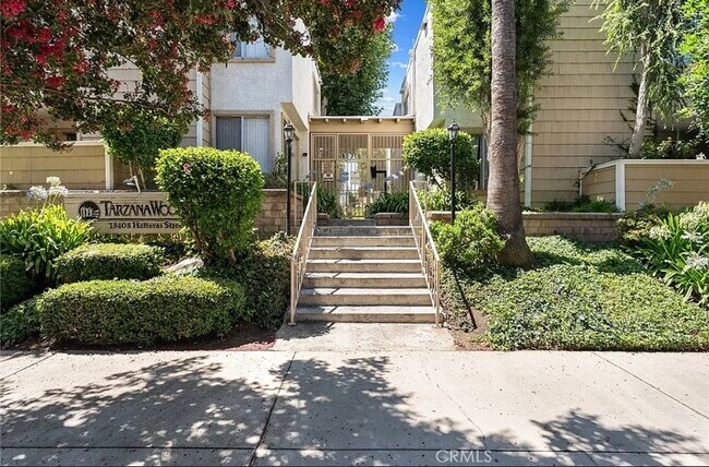 Building Photo - 18408 Hatteras St