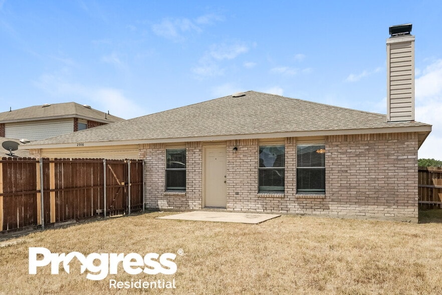 Building Photo - 2908 Cottage Ln